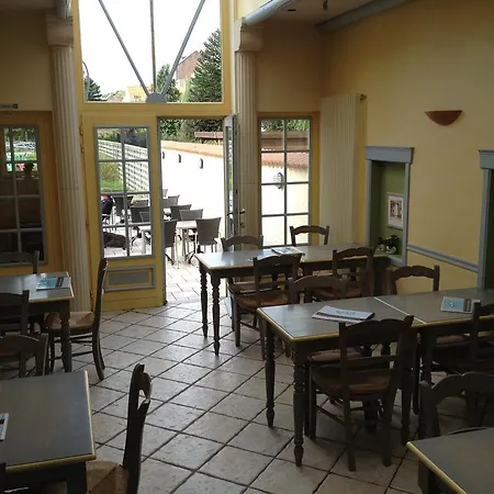 Koffiehuis Provence Bed & Breakfast De Haan