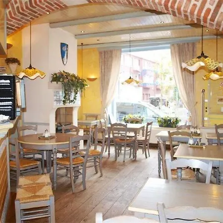 Bed and Breakfast Koffiehuis Provence De Haan